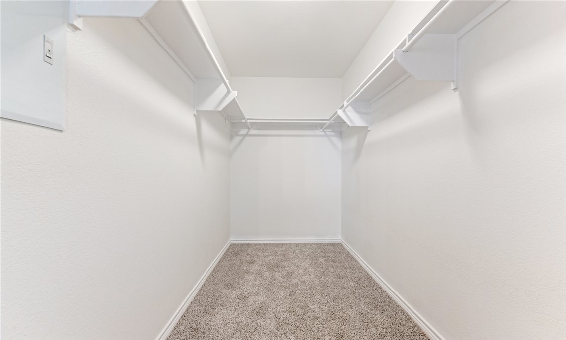 3518 Pineda St Property Photo 7