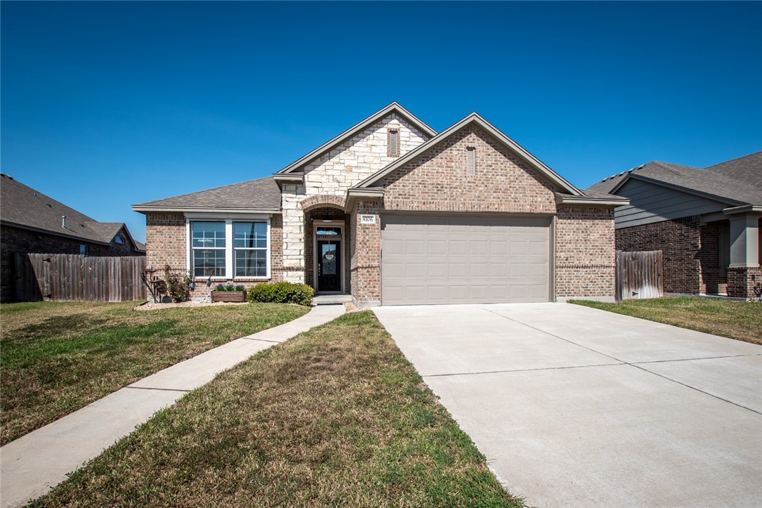 8106 Olympic Dr Property Photo
