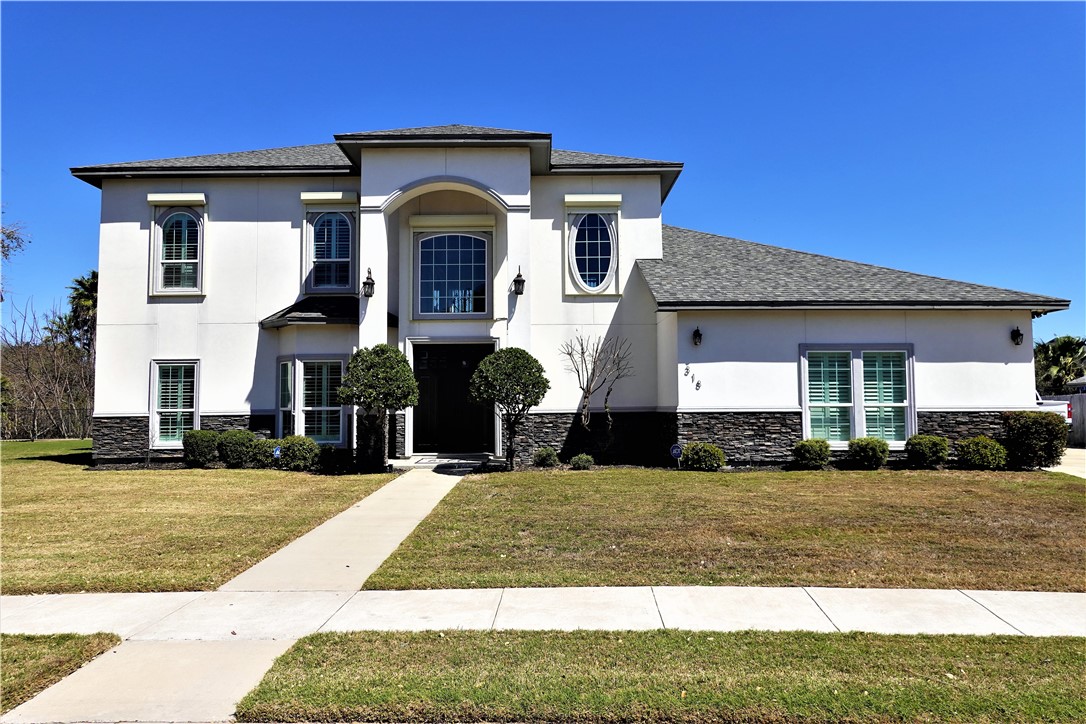 318 Pebble Beach Dr Property Photo 1