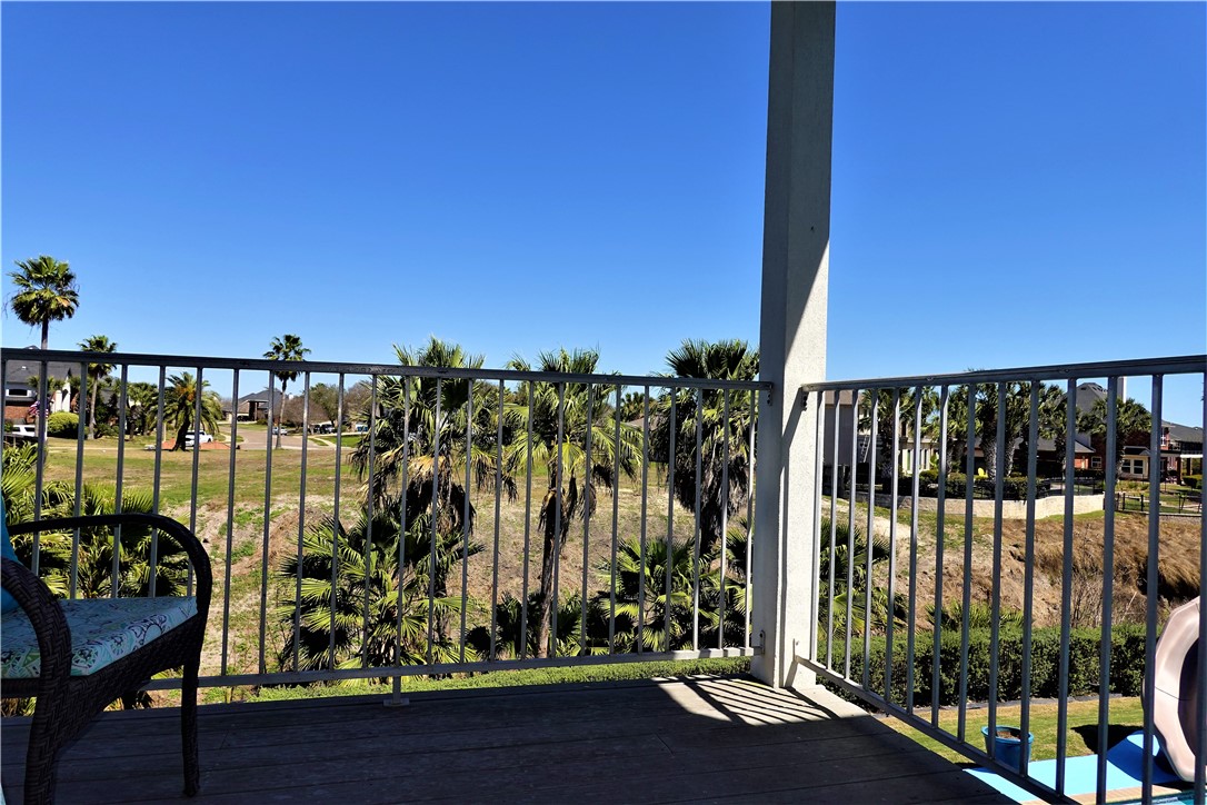 318 Pebble Beach Dr Property Photo 32