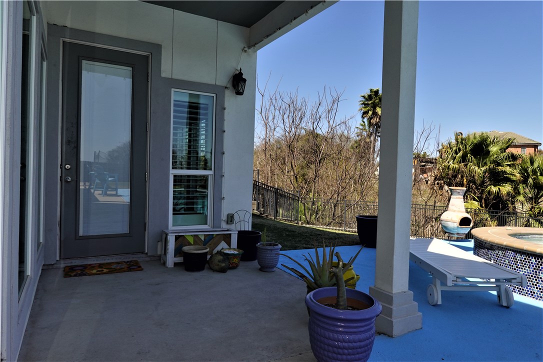 318 Pebble Beach Dr Property Photo 39