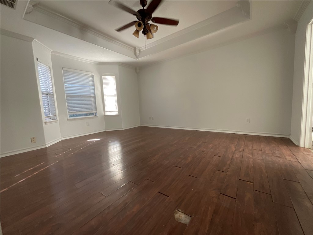 3909 Alta Vista Dr Property Photo 15
