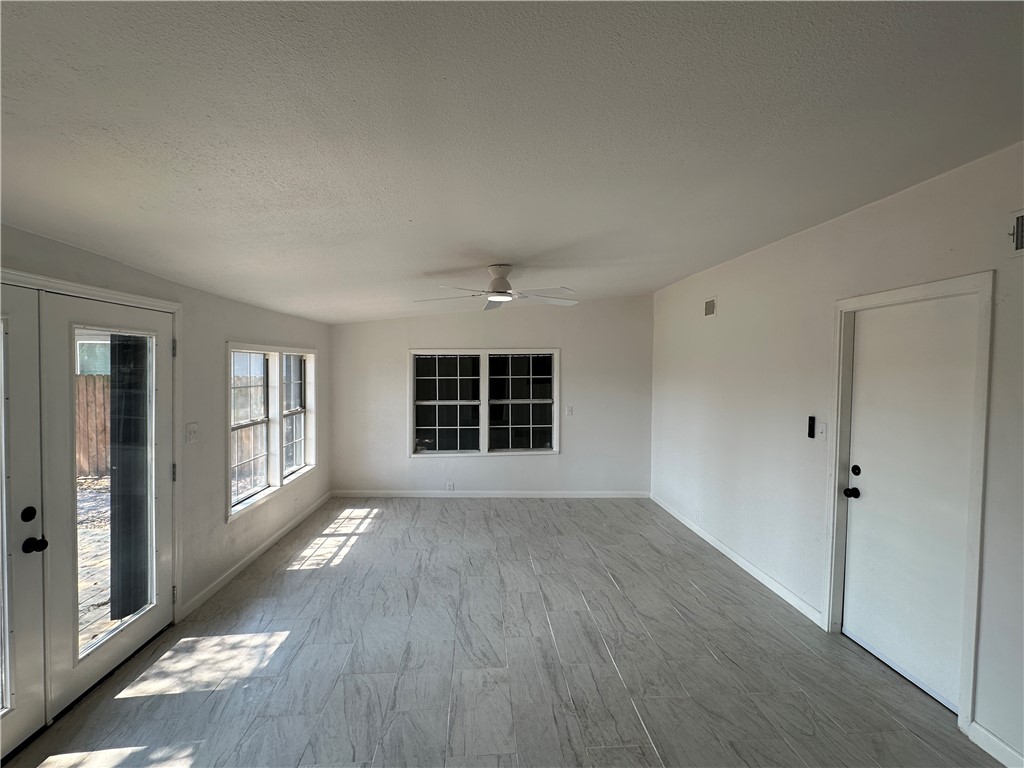 4037 Barnes St Property Photo 5