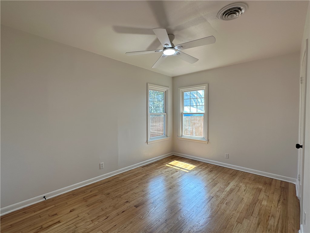 4037 Barnes St Property Photo 6