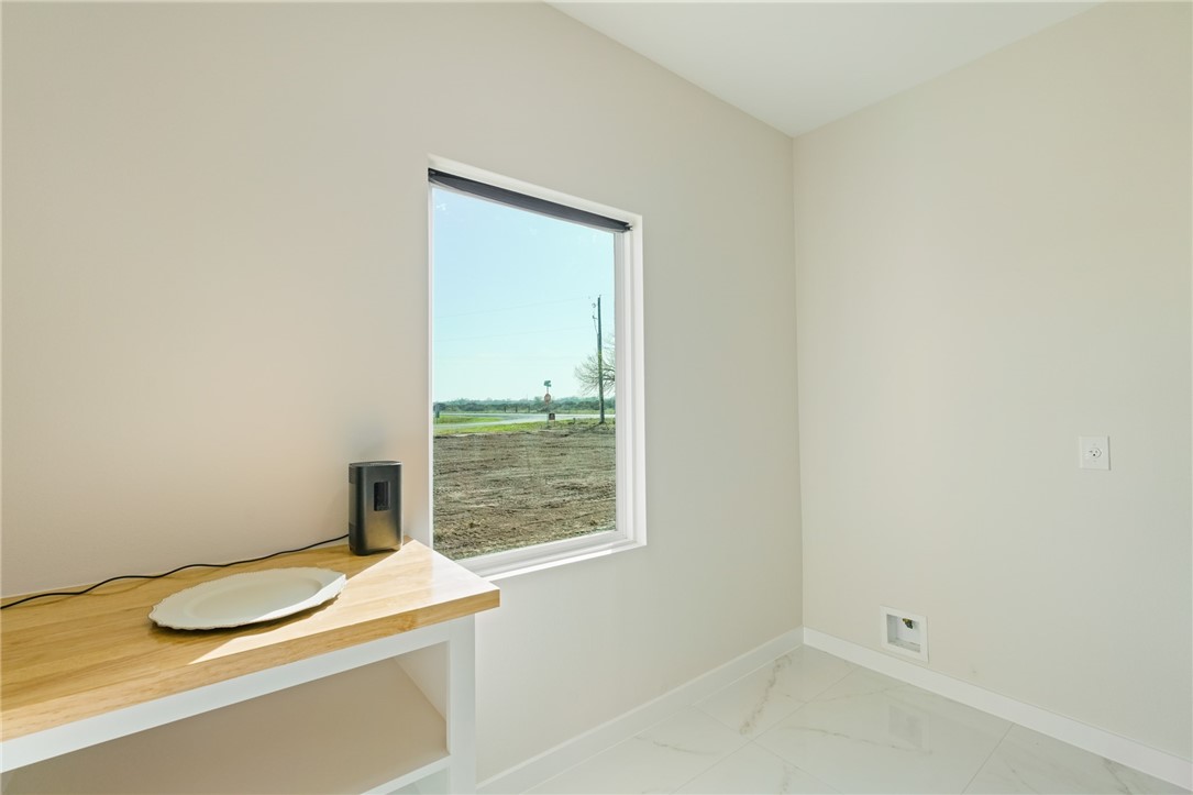 21088 Donegal Rd Road Property Photo 14