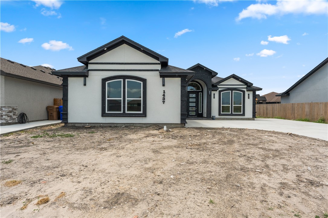 1437 Jack Chesney Property Photo 1