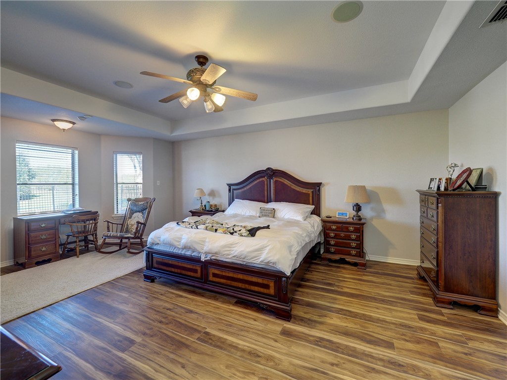 8221 Etienne Dr Property Photo 30