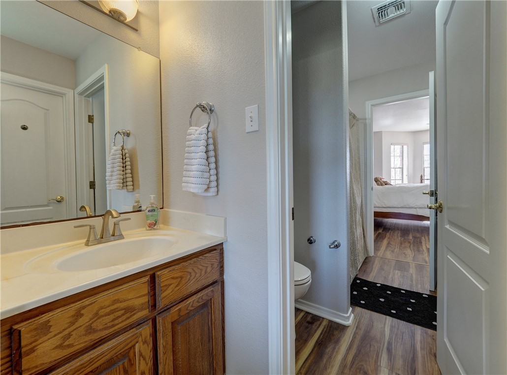 8221 Etienne Dr Property Photo 35