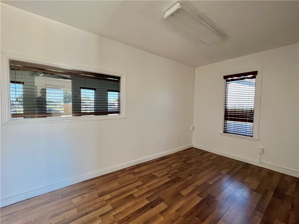 4942 Everhart Property Photo 12