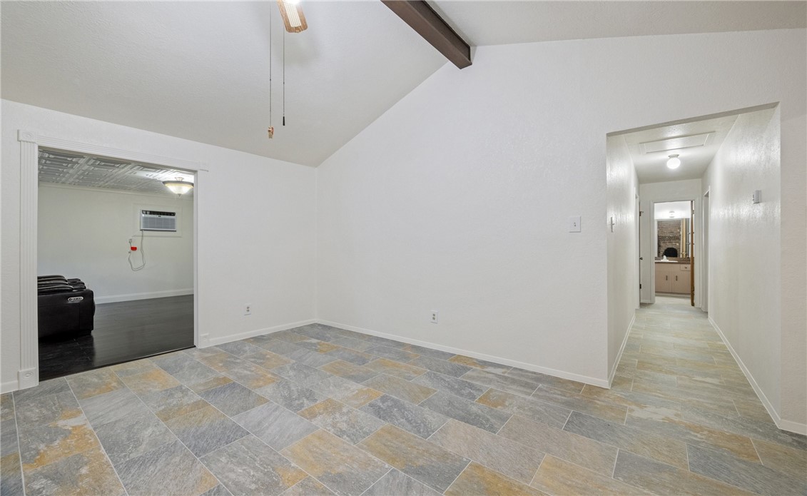 2742 Blue Grass Dr Property Photo 6