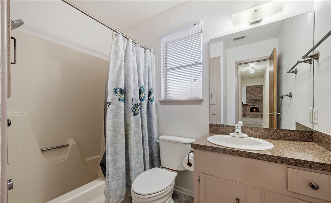 2742 Blue Grass Dr Property Photo 19