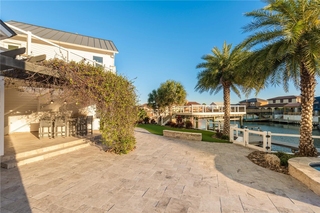 13805 Commodores Pointe Property Photo 37