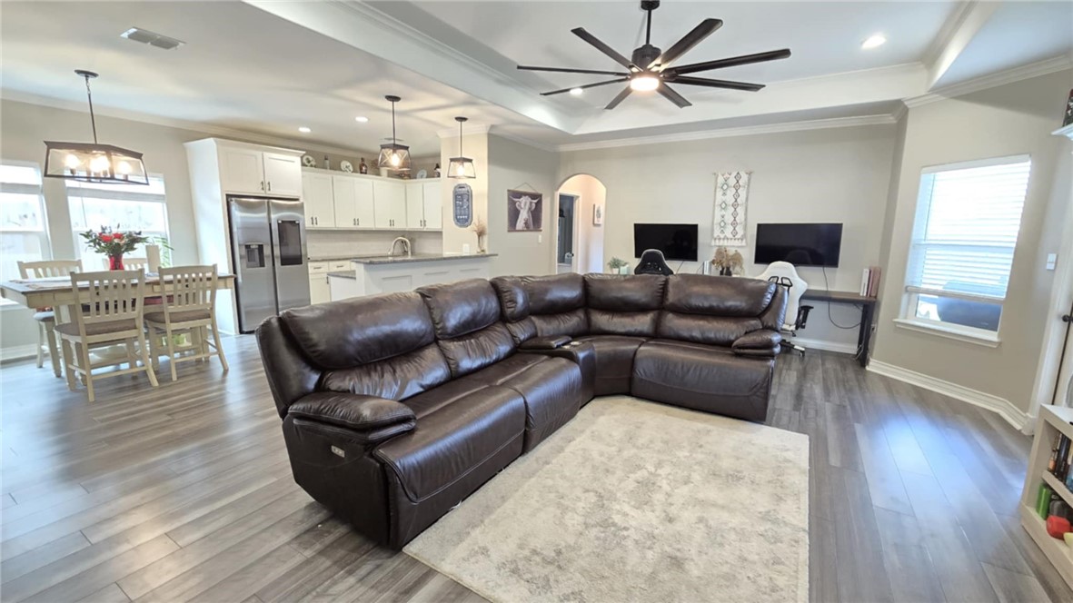 11518 Willow Weep Dr Property Photo 4