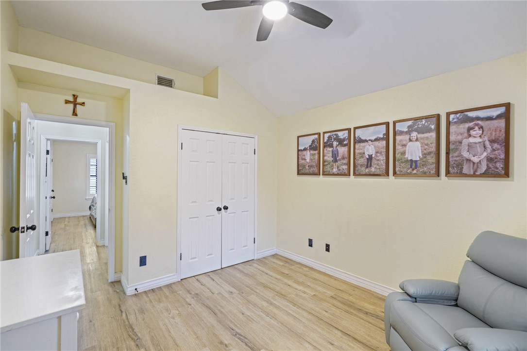4334 Aspen Grove Dr Property Photo 20