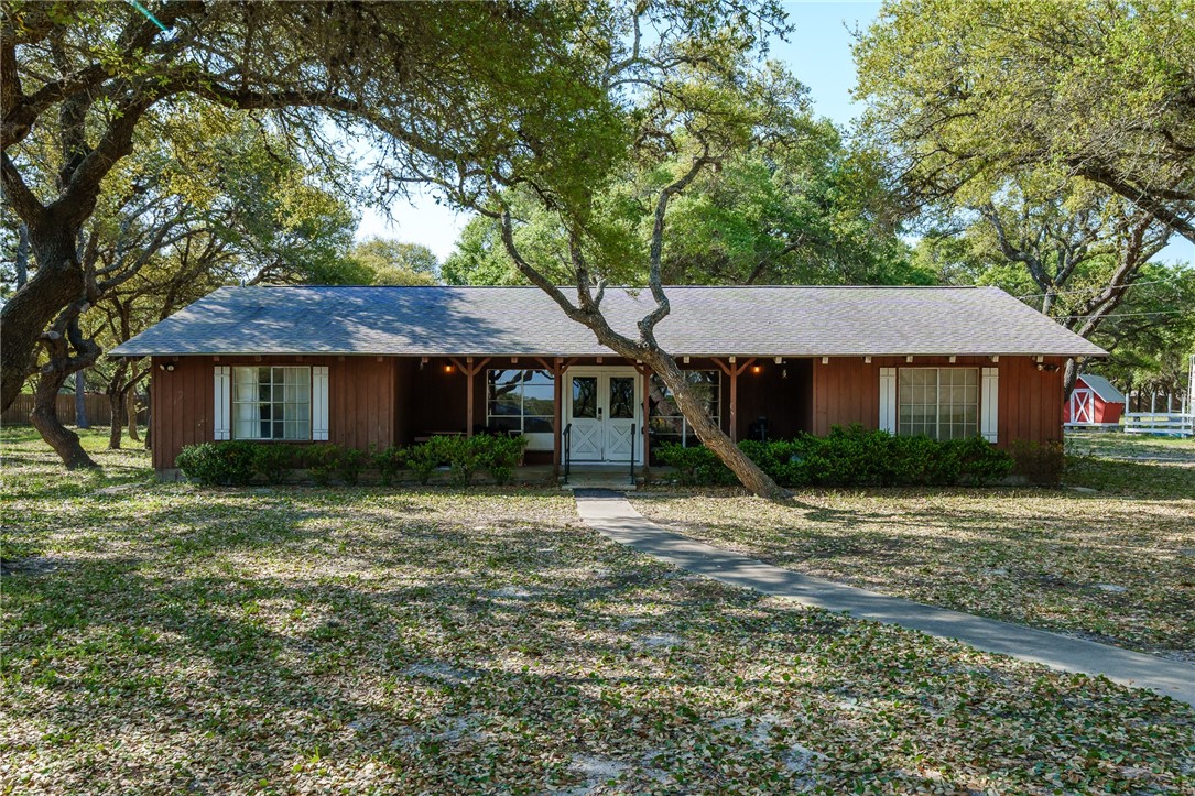 1801 Kenney Lane Property Photo