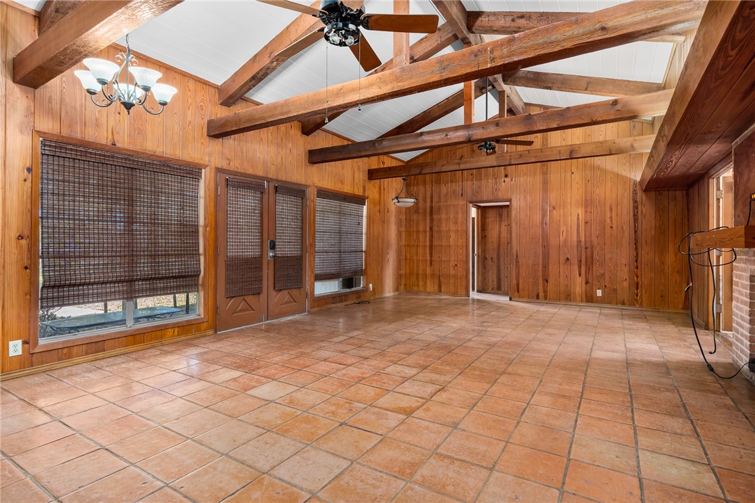 1801 Kenney Lane Property Photo 7