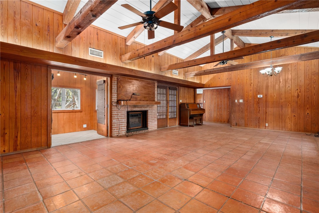 1801 Kenney Lane Property Photo 8
