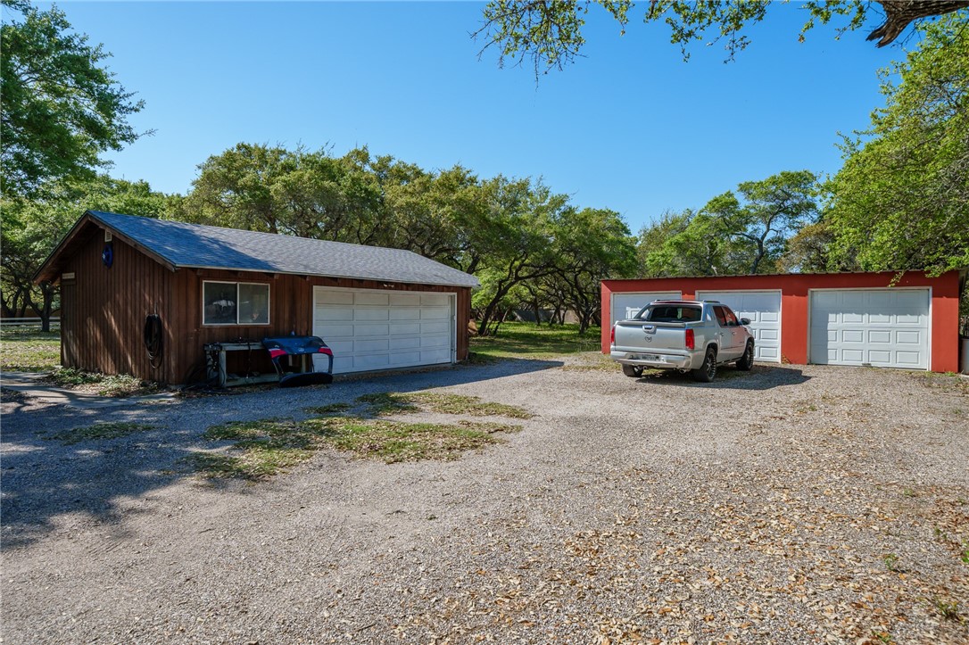 1801 Kenney Lane Property Photo 35