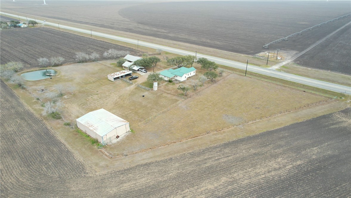 11701 Hwy 359 Property Photo 2