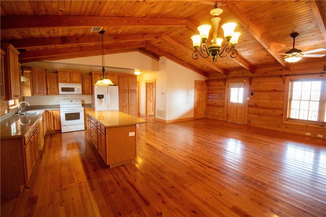 11701 Hwy 359 Property Photo 5