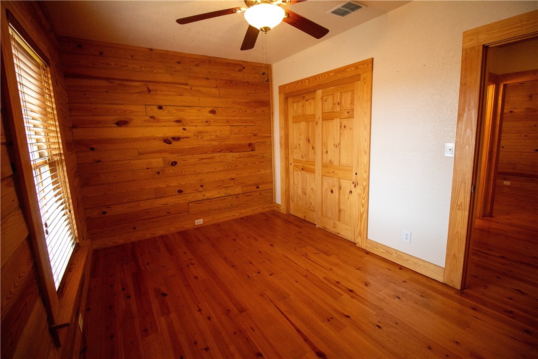 11701 Hwy 359 Property Photo 10