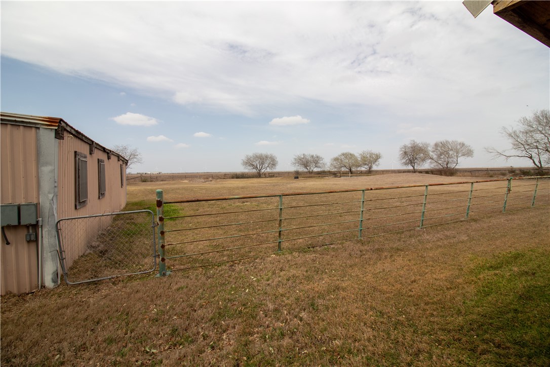 11701 Hwy 359 Property Photo 34