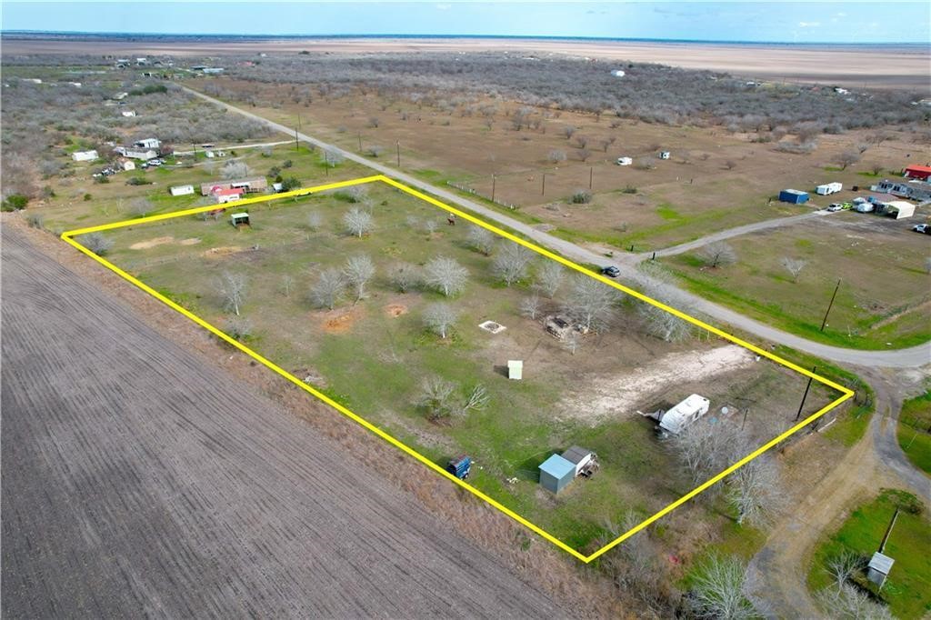 8960 County Road 615 Property Photo 4