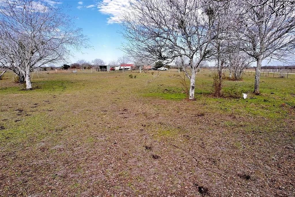 8960 County Road 615 Property Photo 7