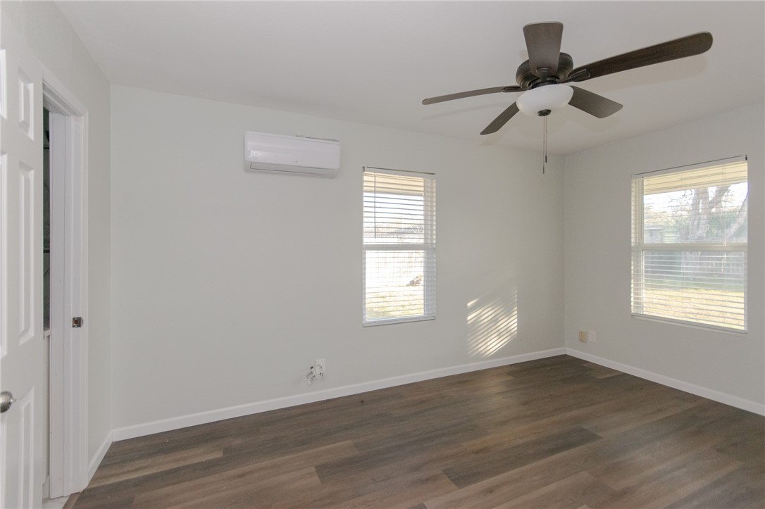 472 Coral Pl Property Photo 11