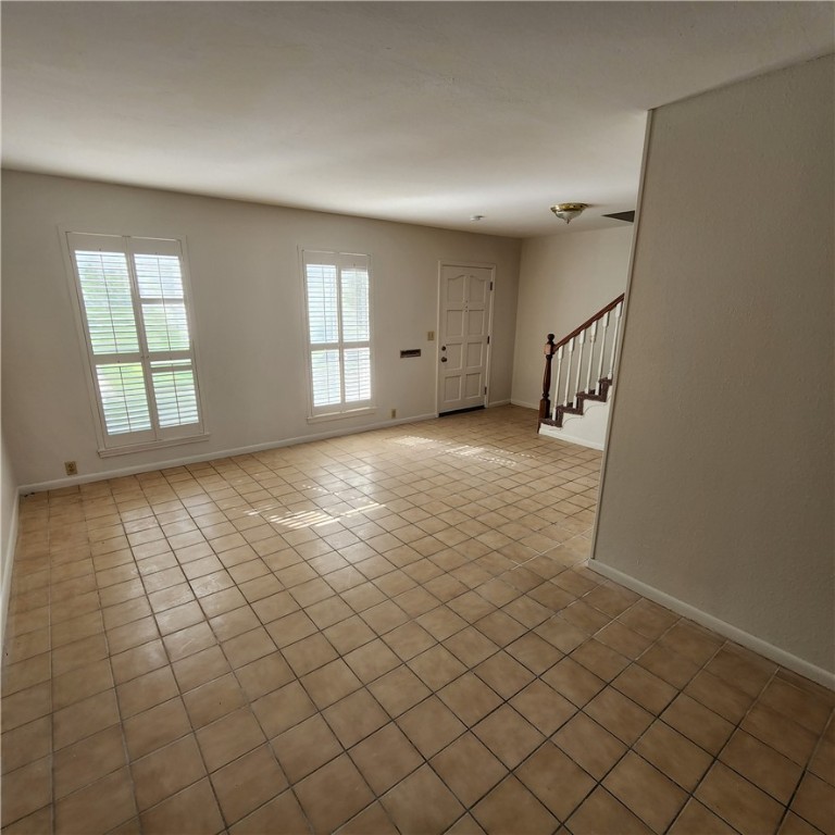 50 Townhouse Lane Property Photo 2