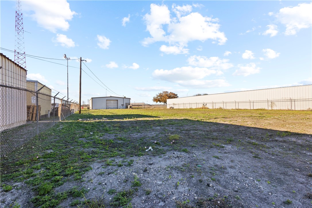 612 Us Highway 77 S Bypass Property Photo 19
