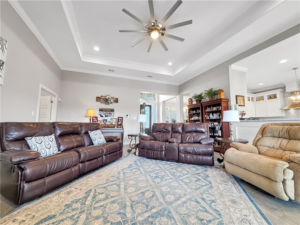 625 Hyacinth Dr Property Photo 19