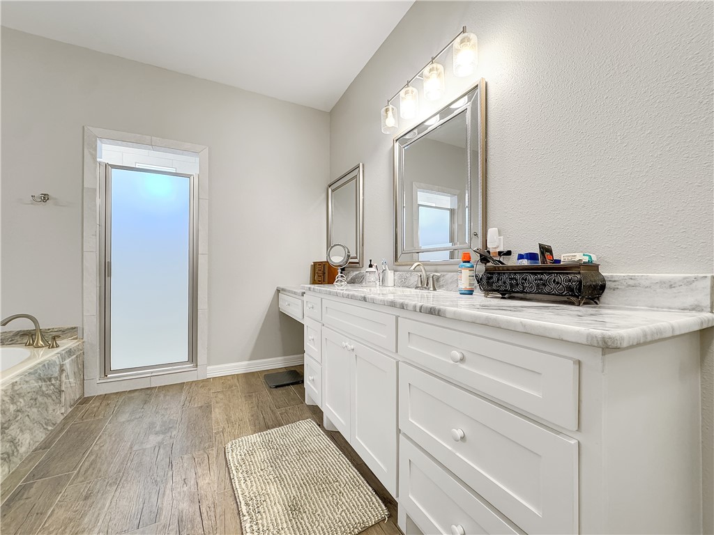 625 Hyacinth Dr Property Photo 24