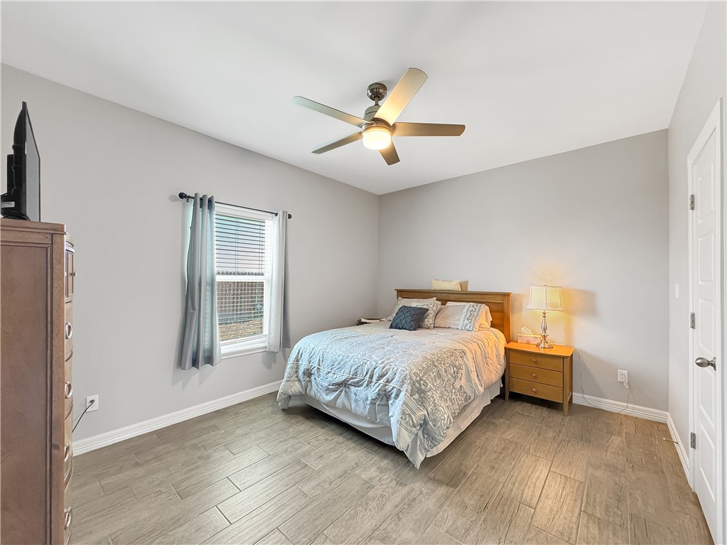 625 Hyacinth Dr Property Photo 28