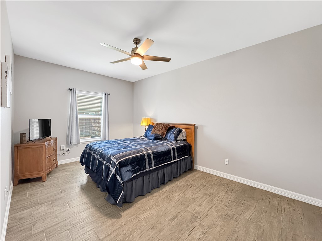 625 Hyacinth Dr Property Photo 29