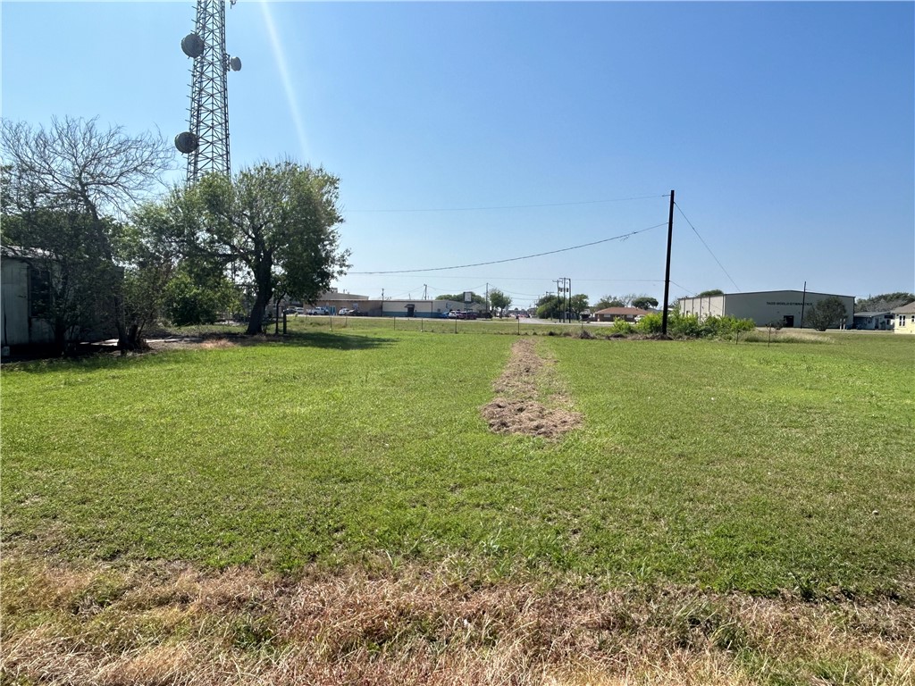 623 Commerce St Property Photo 6