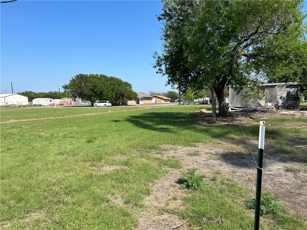 623 Commerce St Property Photo 8