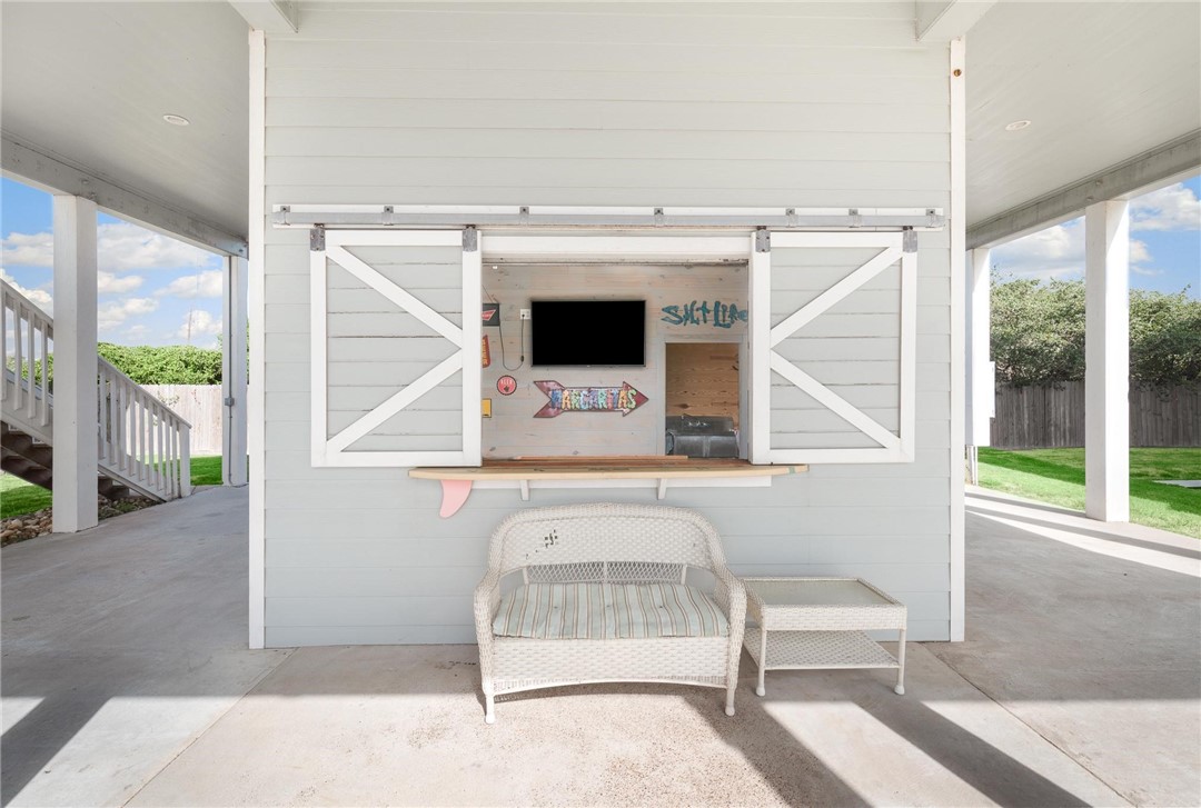 133 Barnacle Property Photo 4