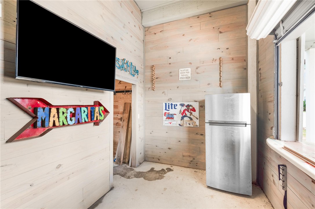 133 Barnacle Property Photo 7