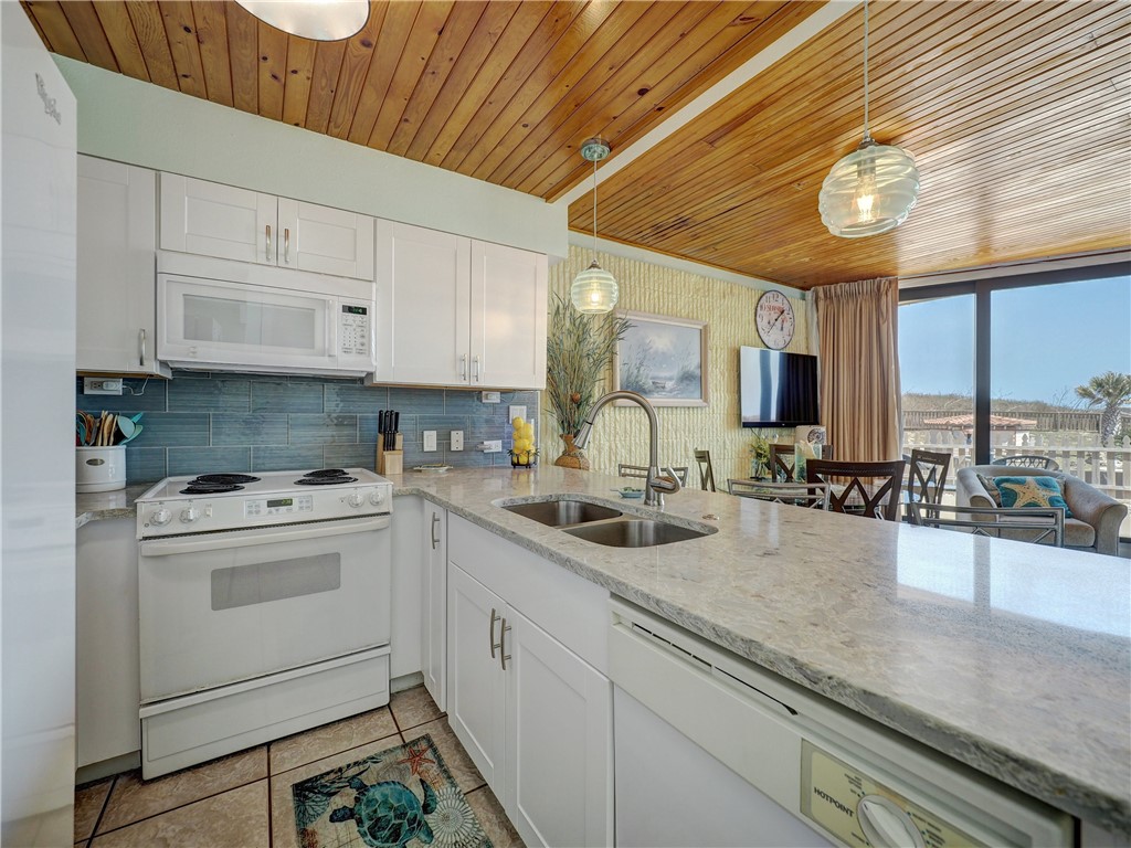 7477 State Highway 361 108 Property Photo 6