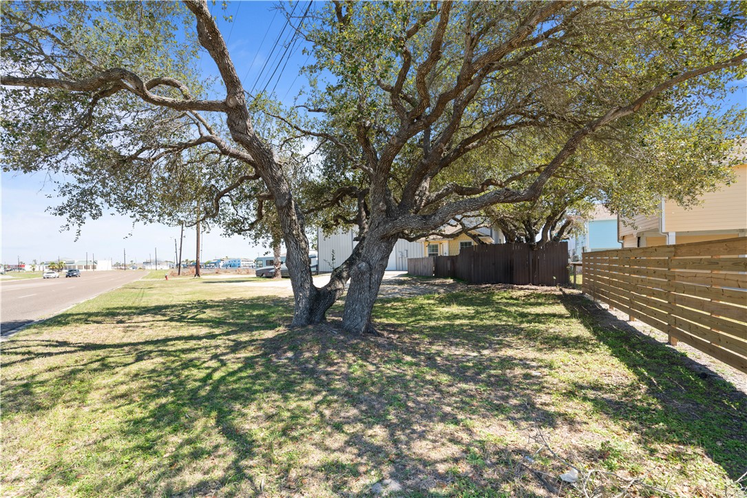 1545 S Commercial Property Photo 16