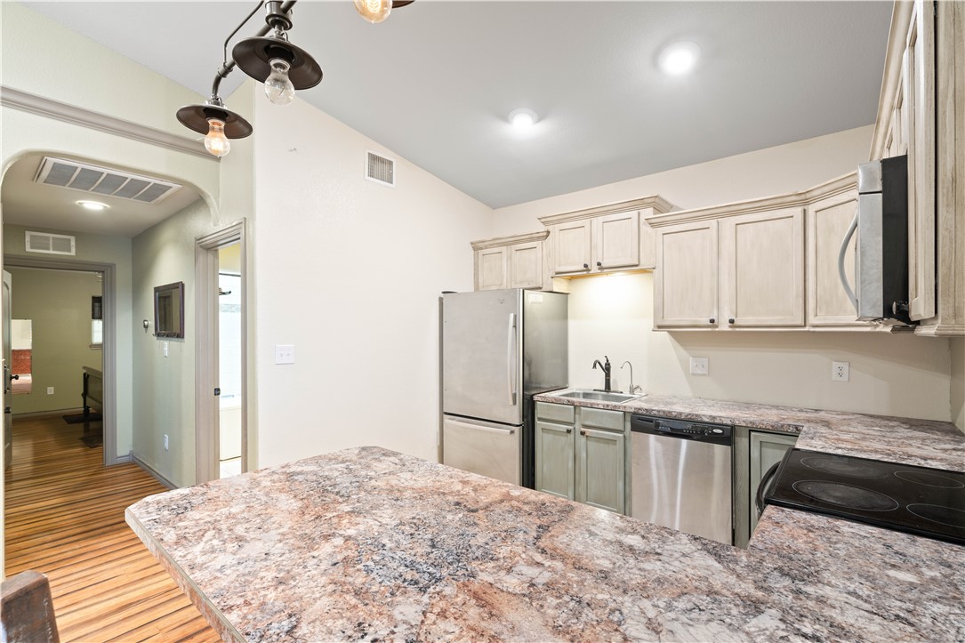 1545 S Commercial Property Photo 26