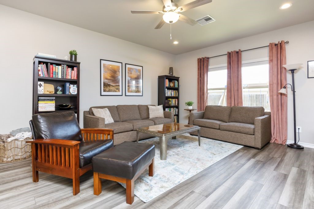 Undefined Property Photo 11