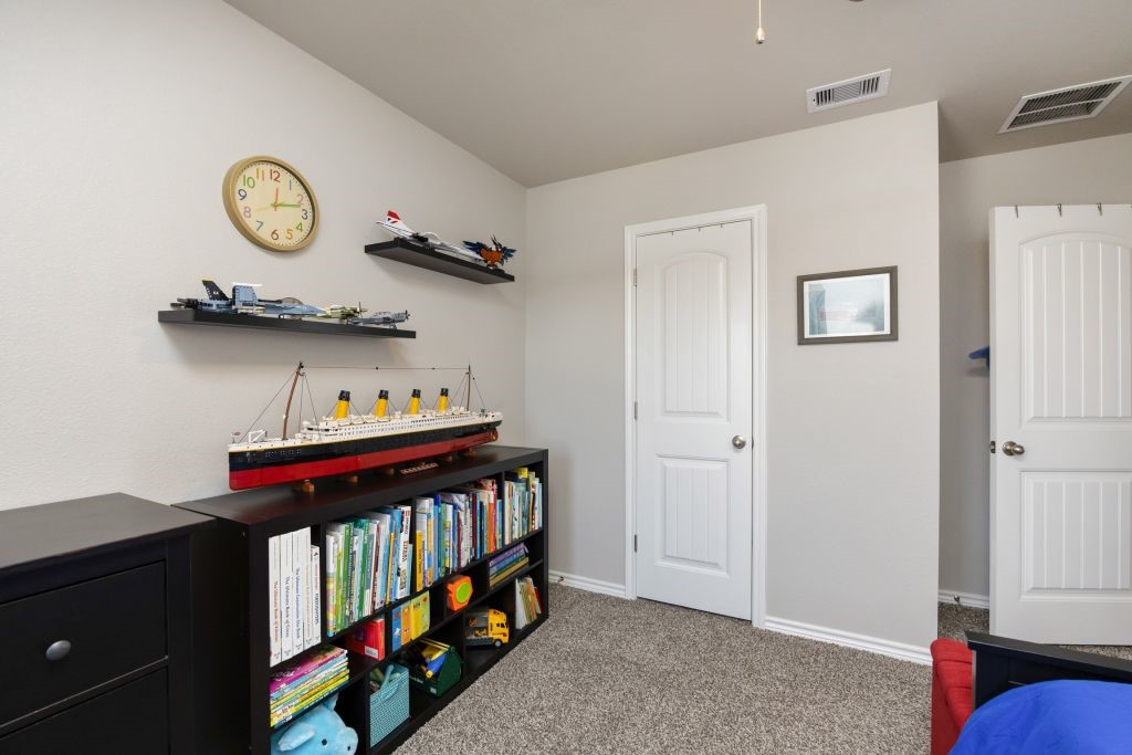 Undefined Property Photo 29