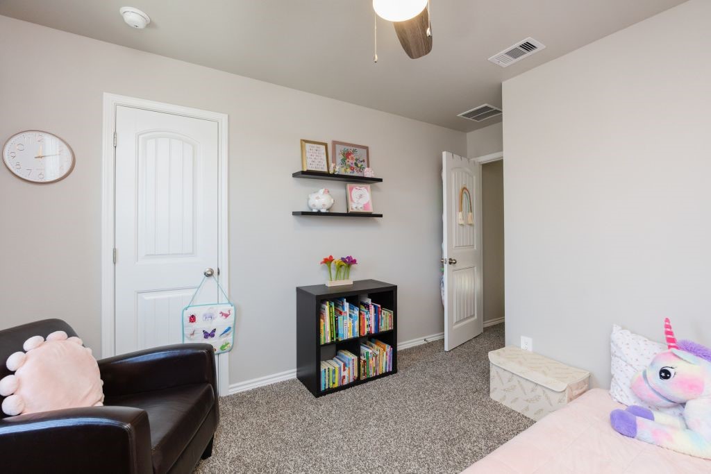 Undefined Property Photo 31