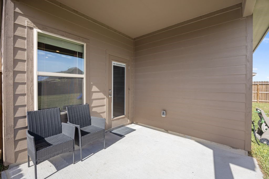 Undefined Property Photo 32