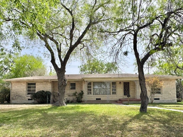602 E 6th St Property Photo