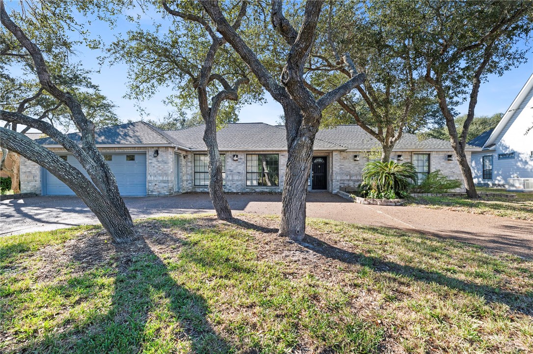 711 Waterwood Property Photo