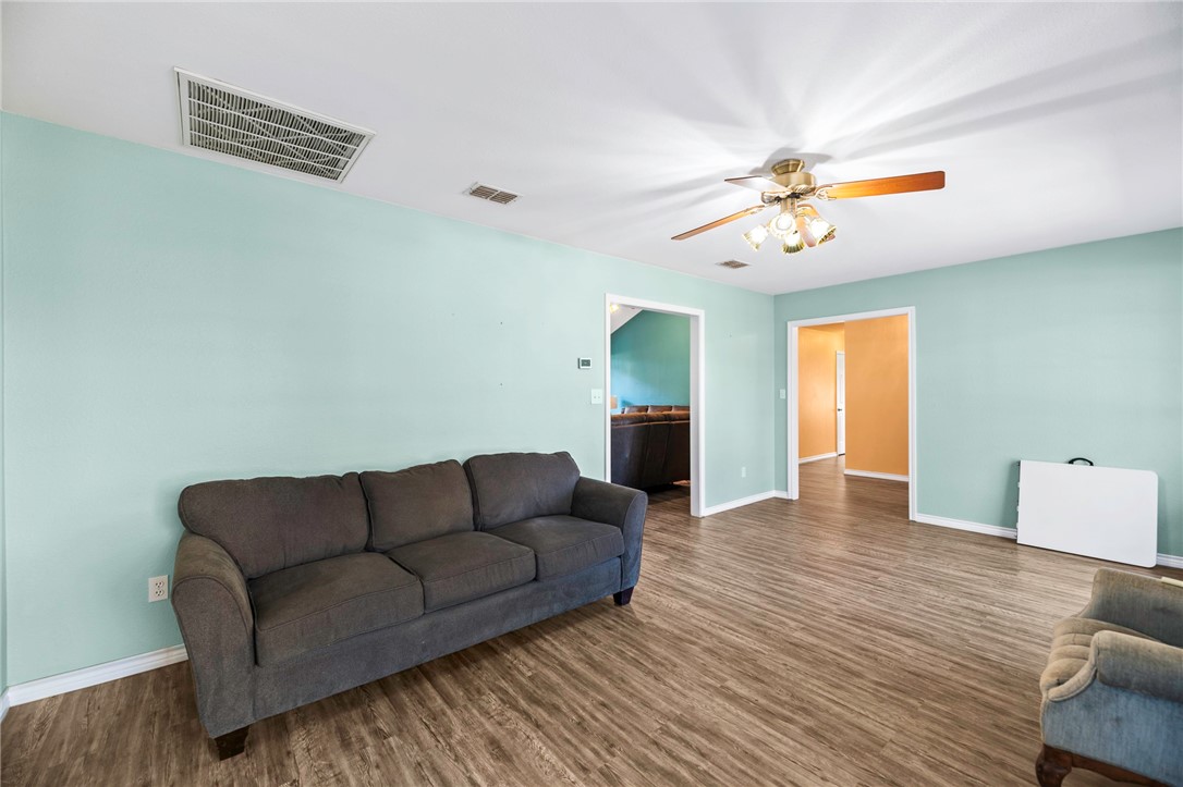 711 Waterwood Property Photo 8
