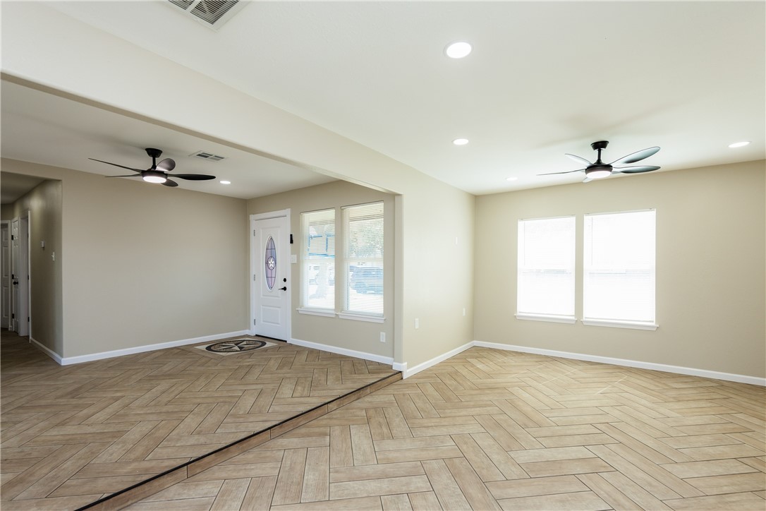 5806 Glen Arbor Dr Property Photo 9